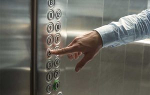 هنگام قطع برق در آسانسور چه باید کرد؟